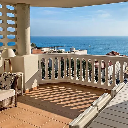Apartment Gorgeous In Moncofa With House Sea View